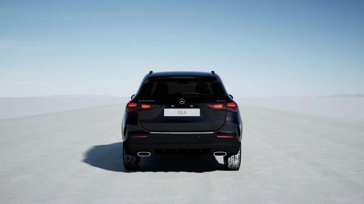 Mercedes-Benz GLA SUV nuova a Pescara (4)
