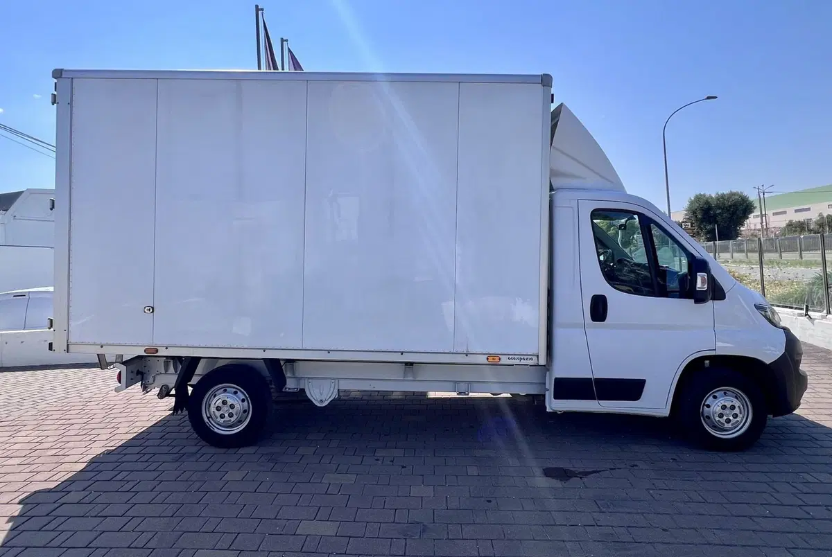 Peugeot Boxer usata a Bari (4)