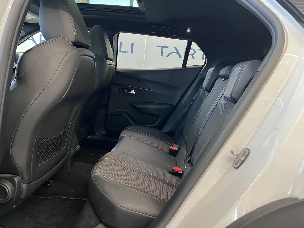 Peugeot 2008 usata a Bari (16)