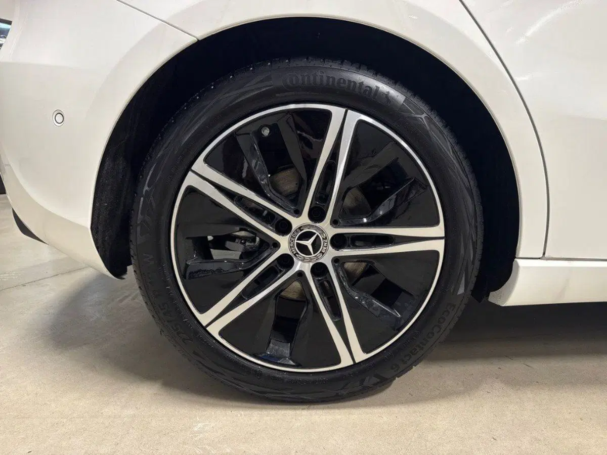 Mercedes-Benz Classe A Sedan nuova a Macerata (8)
