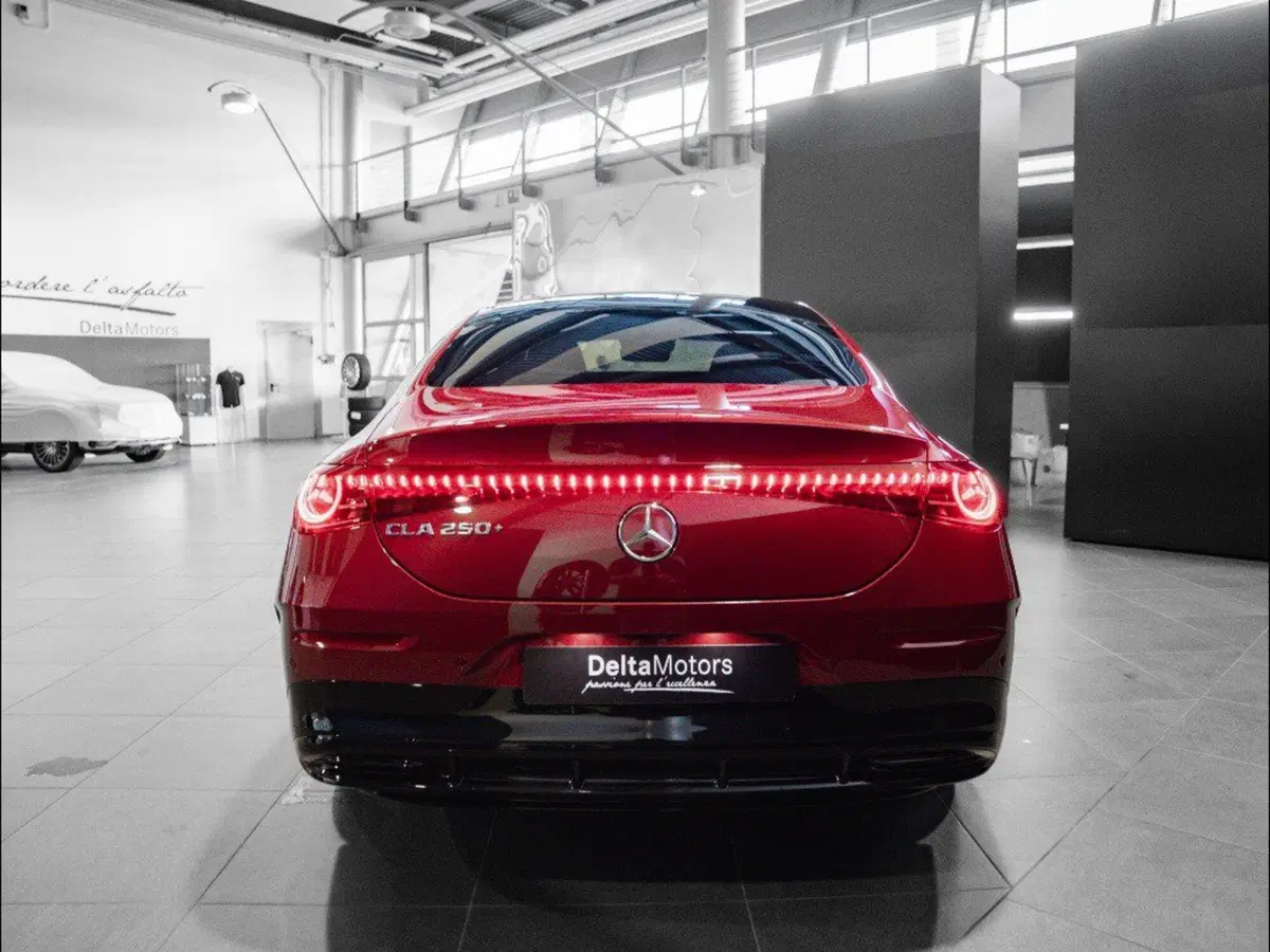 Mercedes-Benz CLA EQ usata a Rimini (3)
