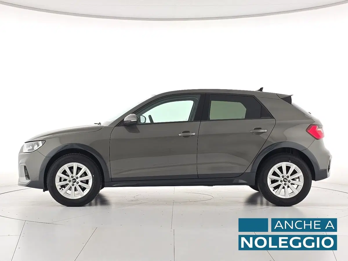 Audi A1 allstreet usata a Asti (4)