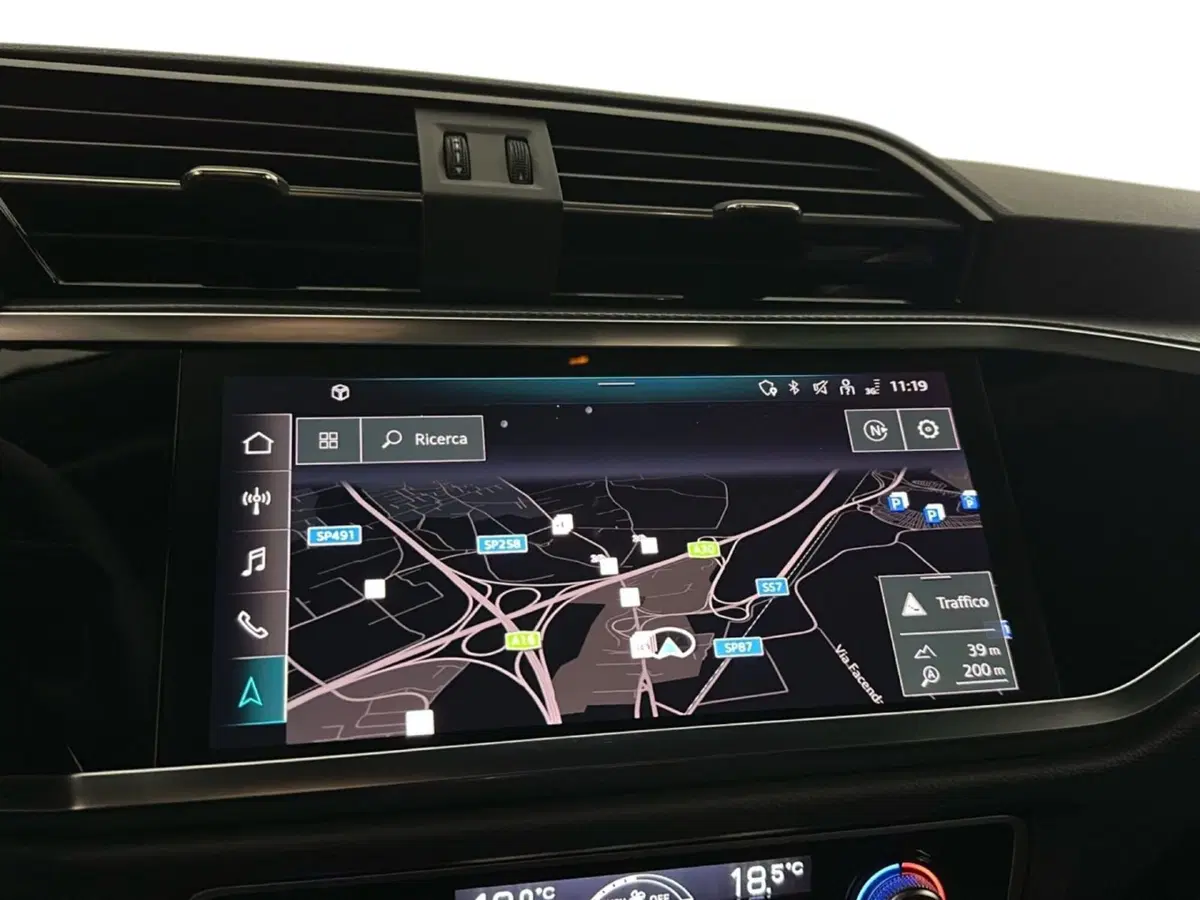 Audi Q3 Sportback usata a Napoli (13)