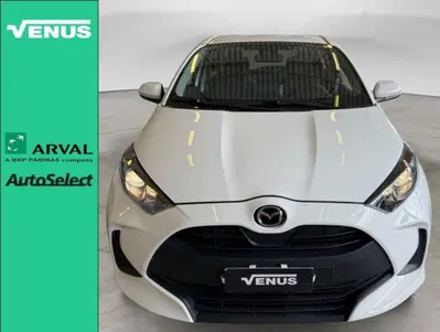 Mazda Mazda2 Hybrid 1.5 VVT e-CVT Full Hybrid Electric Pure del 2023 usata a Milano