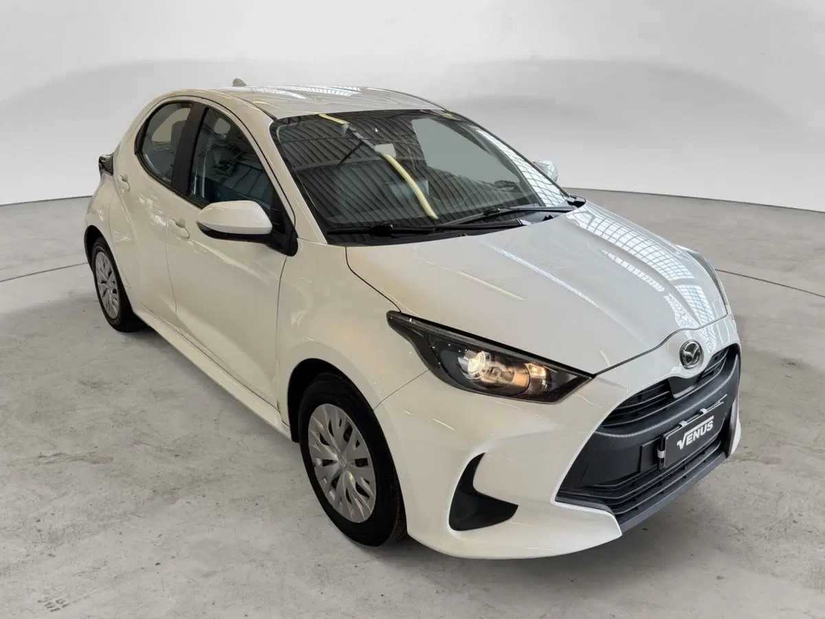Mazda Mazda2 Hybrid usata a Milano (15)