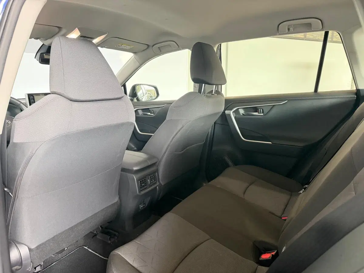 Toyota Rav4 usata a Milano (13)