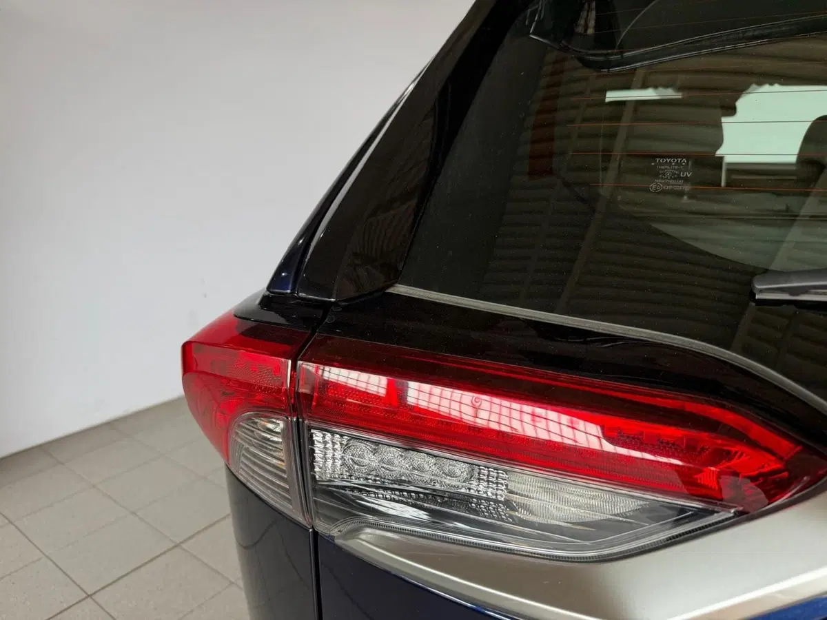 Toyota Rav4 usata a Milano (18)