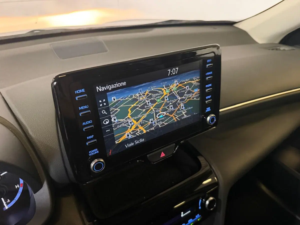 Toyota Yaris Cross usata a Monza e Brianza (10)