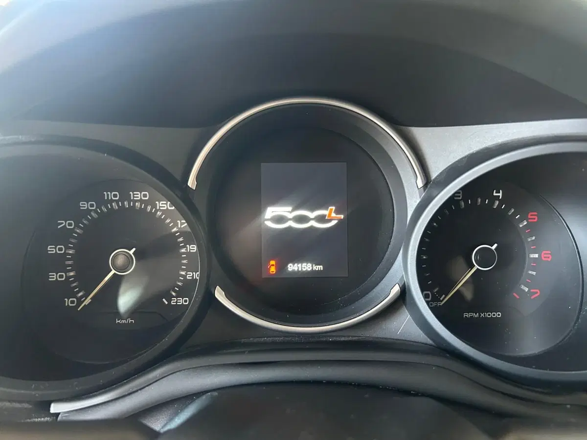 Fiat 500L usata a Bari (8)