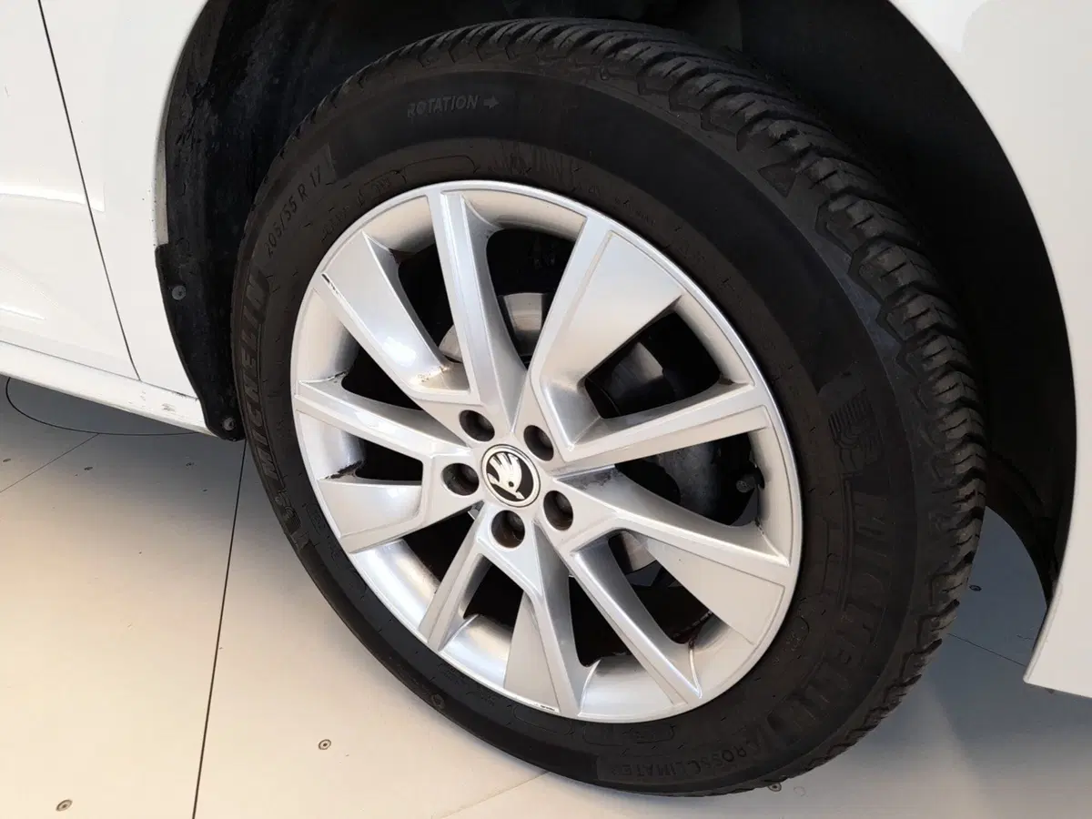 Skoda Kamiq usata a Bologna (7)