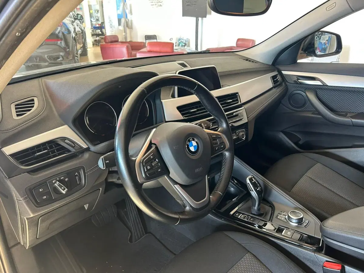 BMW X2 usata a Bari (12)