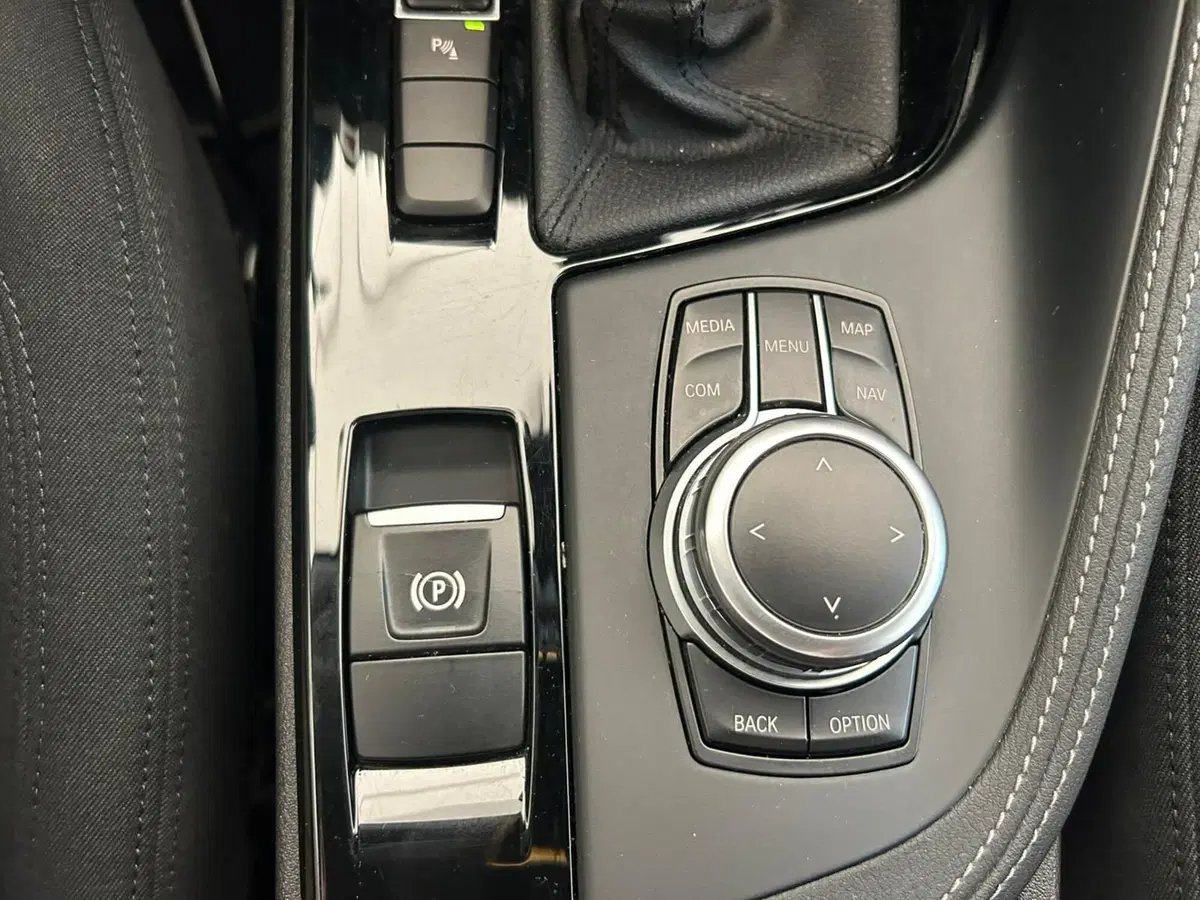 BMW X2 usata a Bari (19)