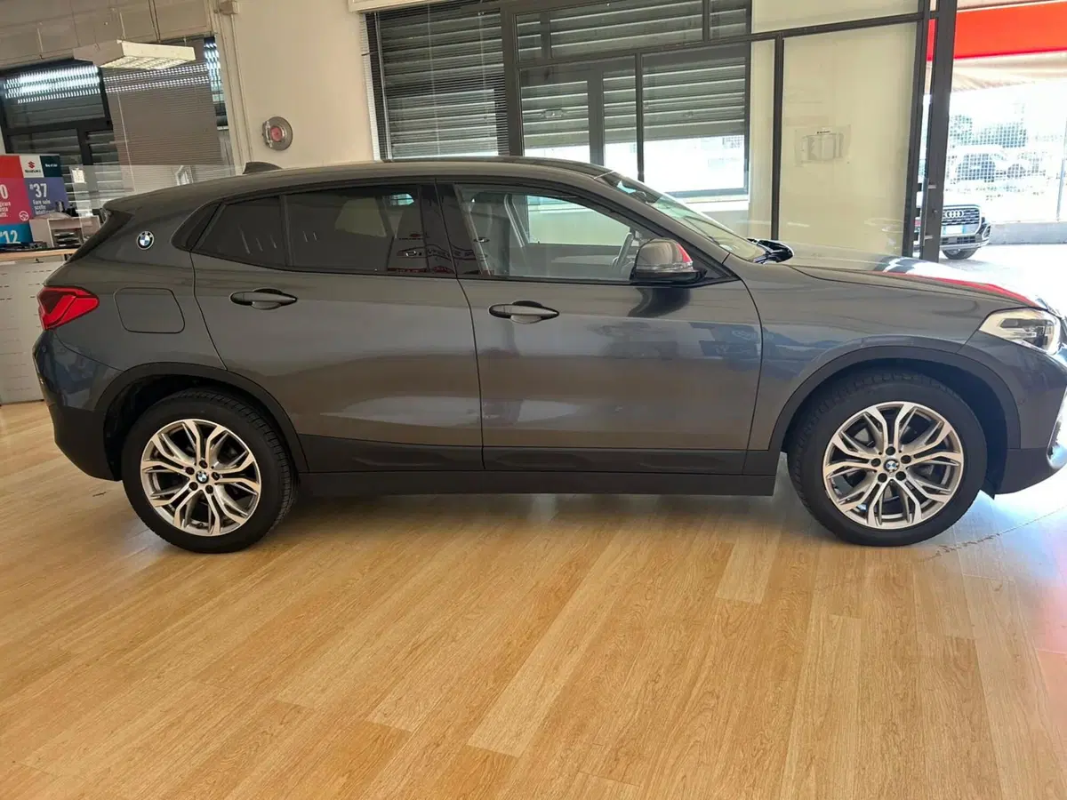 BMW X2 usata a Bari (6)