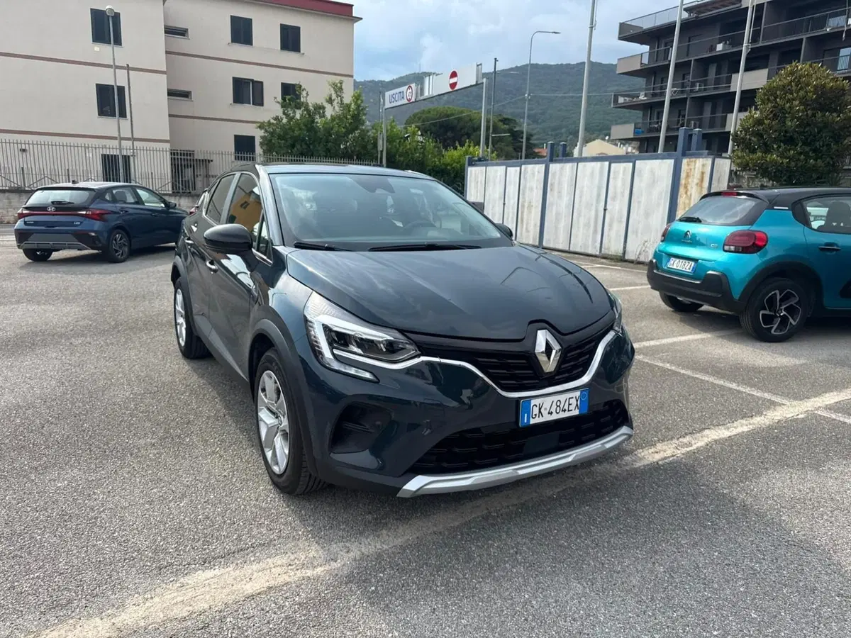 Renault Captur usata a Salerno (2)