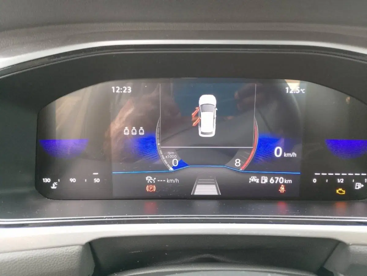 Volkswagen T-Roc usata a Salerno (8)