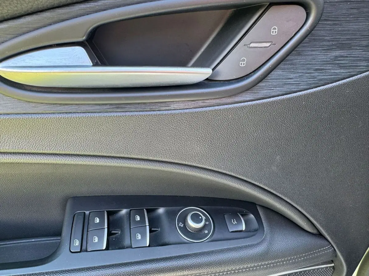 Alfa Romeo Stelvio usata a Salerno (16)