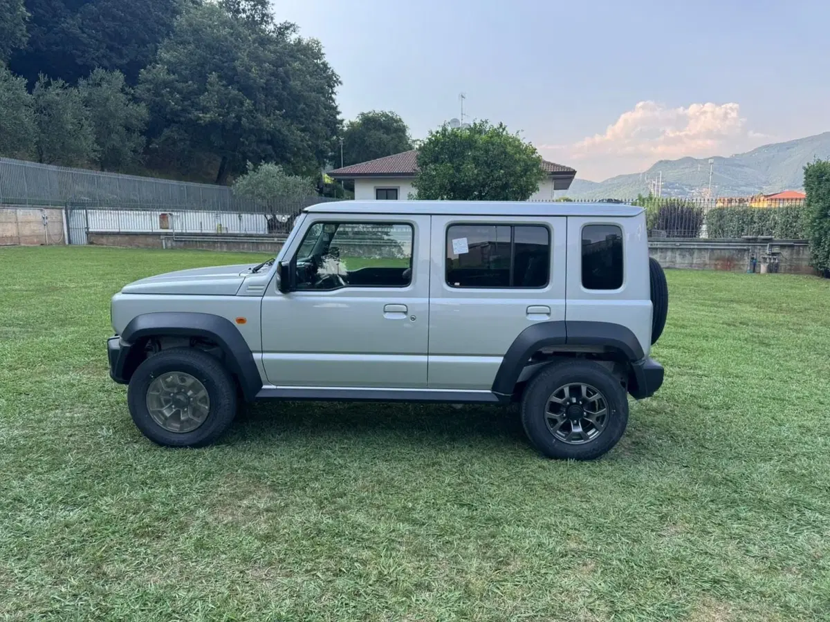 Suzuki Jimny nuova a Salerno (10)