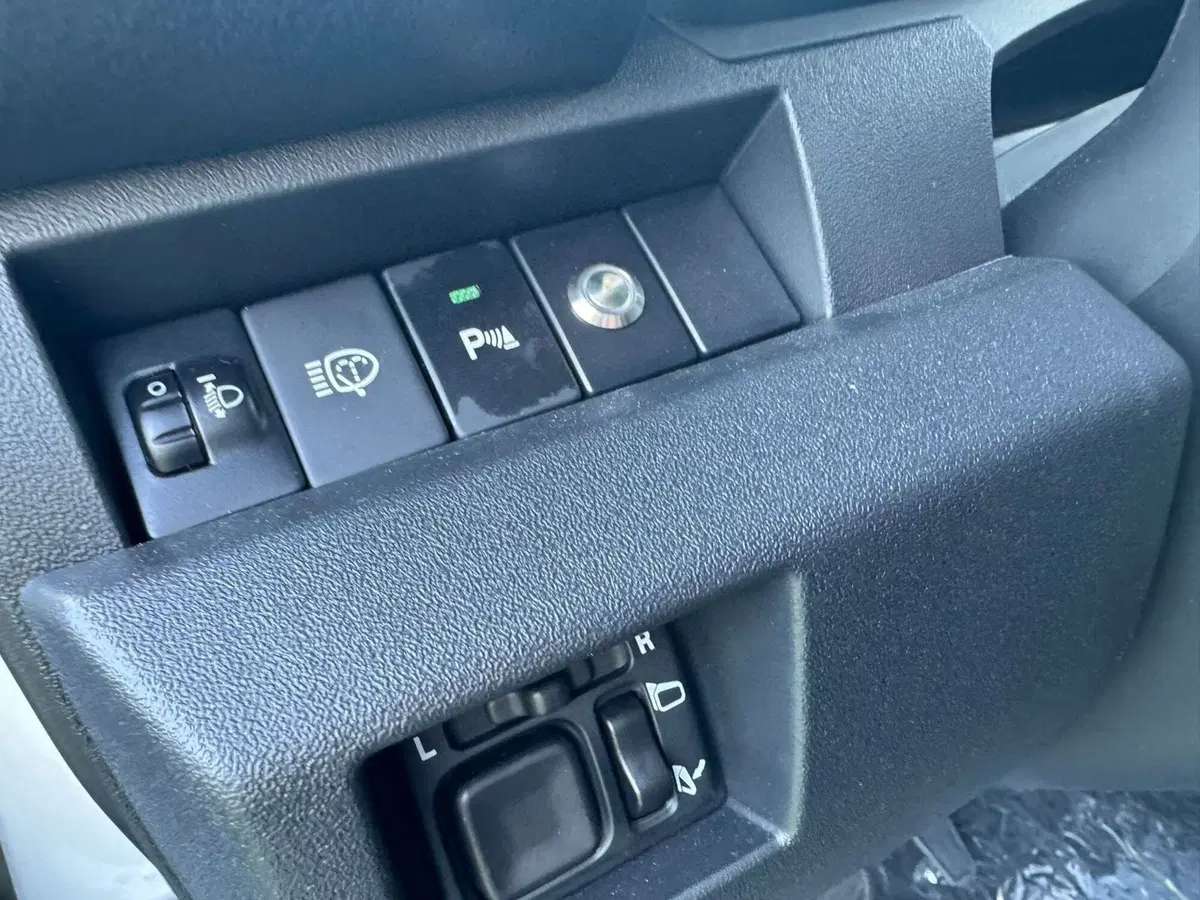 Suzuki Jimny nuova a Salerno (17)