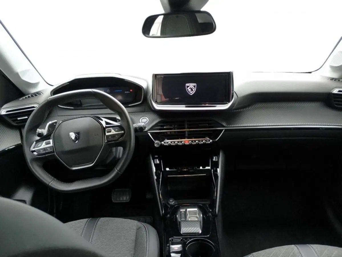 Peugeot 208 usata a Salerno (6)