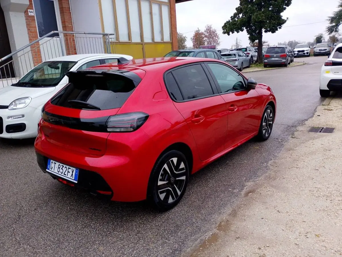 Peugeot 208 usata a Salerno (9)
