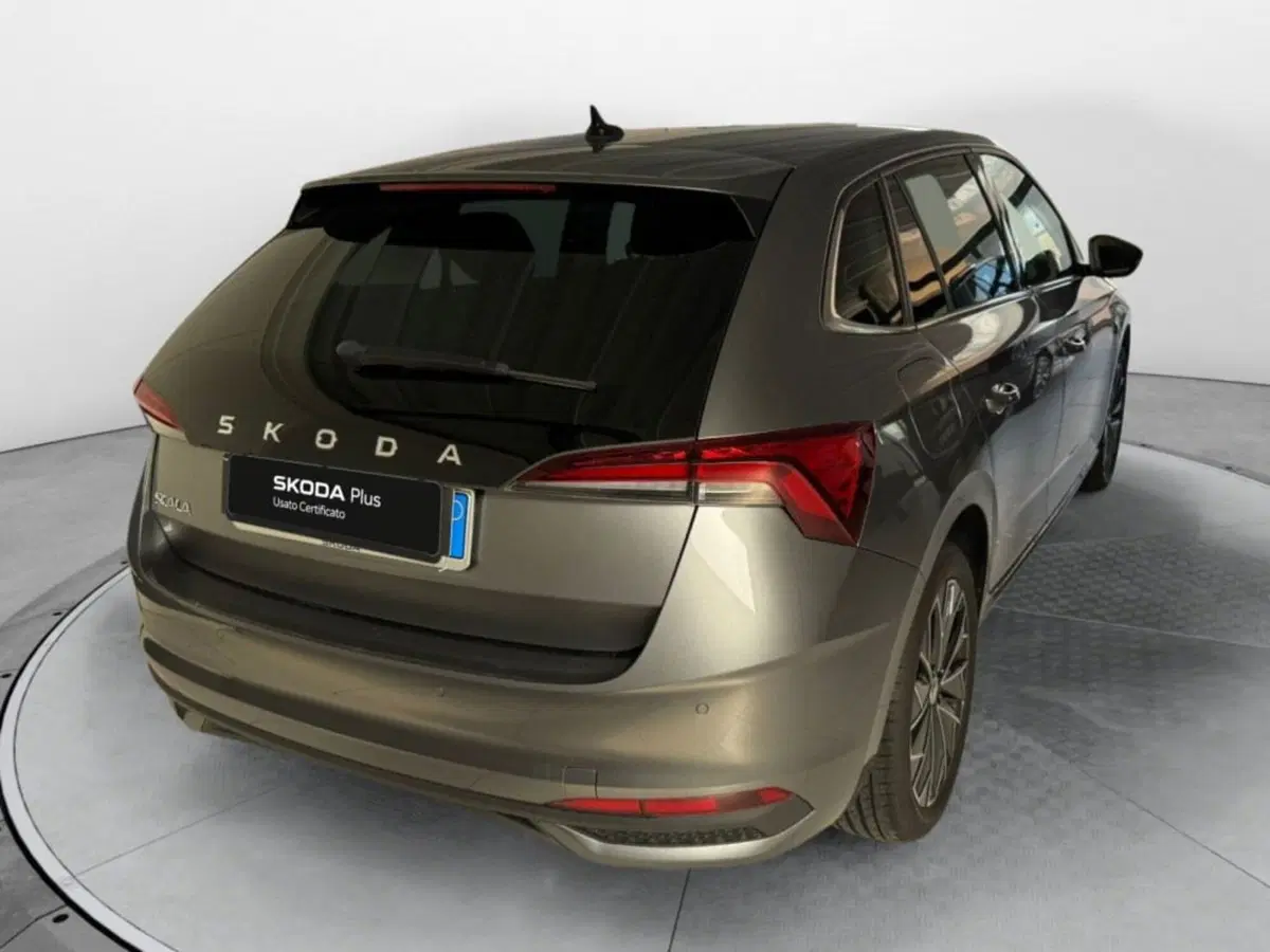 Skoda Scala usata a Salerno (4)