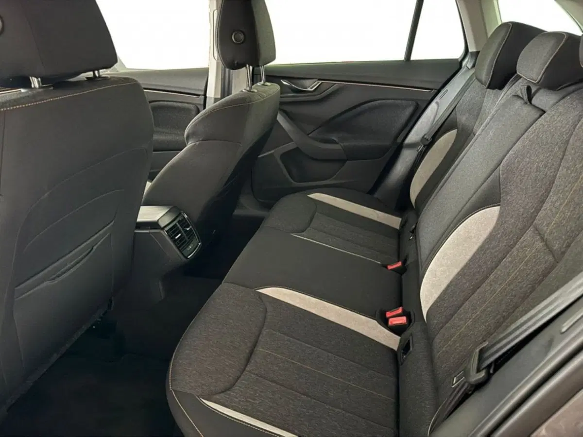 Skoda Scala usata a Salerno (7)