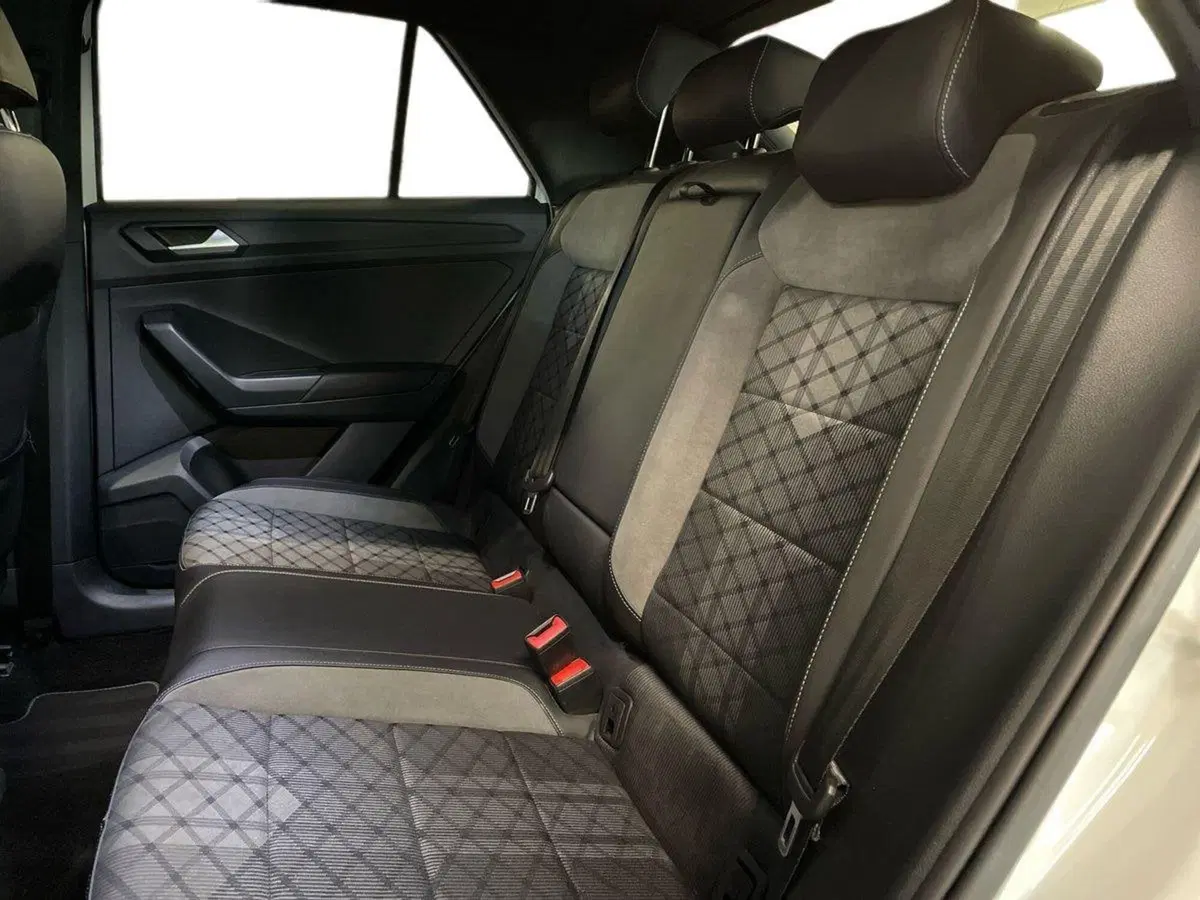 Volkswagen T-Roc usata a Prato (12)