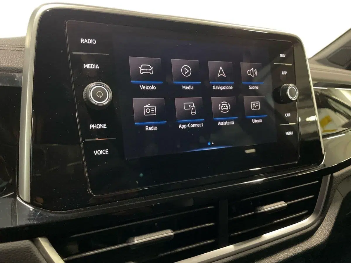 Volkswagen T-Roc usata a Prato (14)