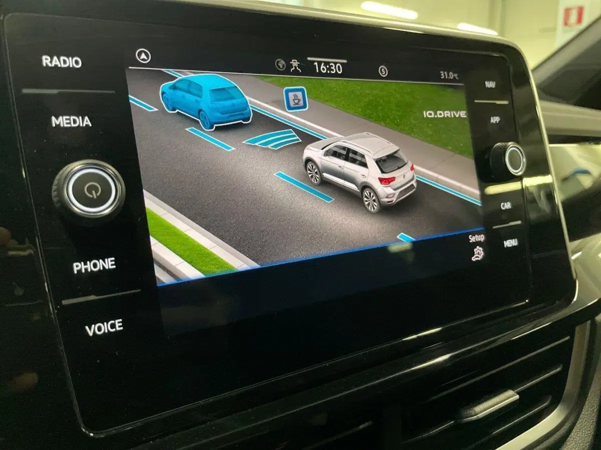 Volkswagen T-Roc usata a Prato (19)