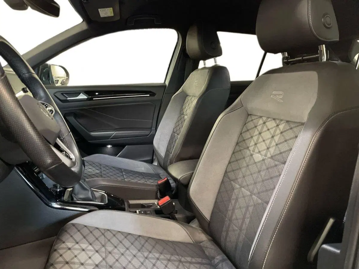 Volkswagen T-Roc usata a Prato (9)