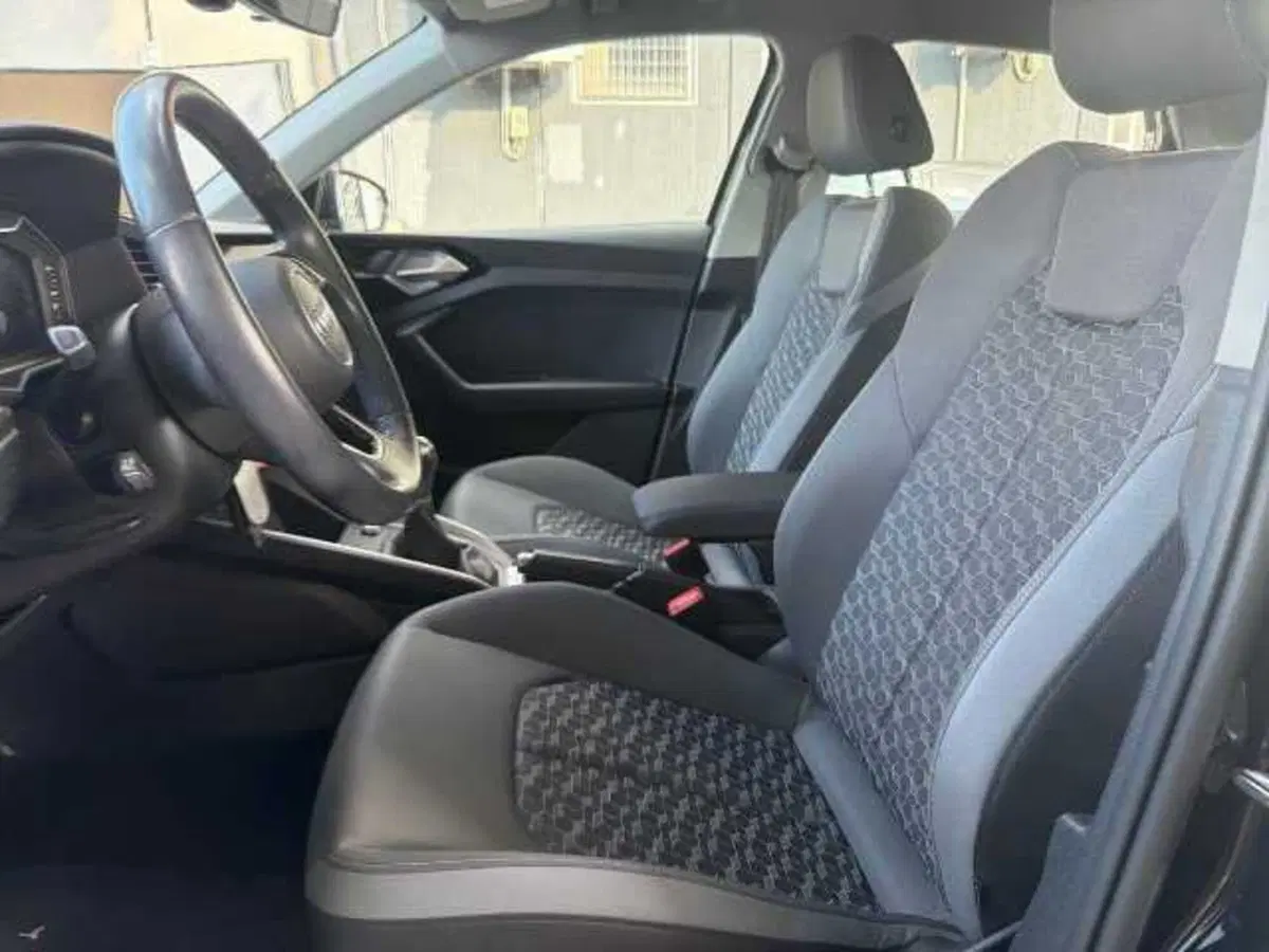 Audi A1 allstreet usata a Prato (17)