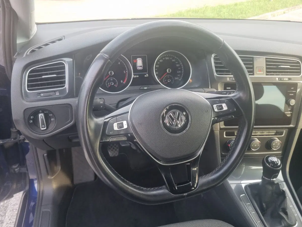 Volkswagen Golf Variant usata a Vicenza (11)