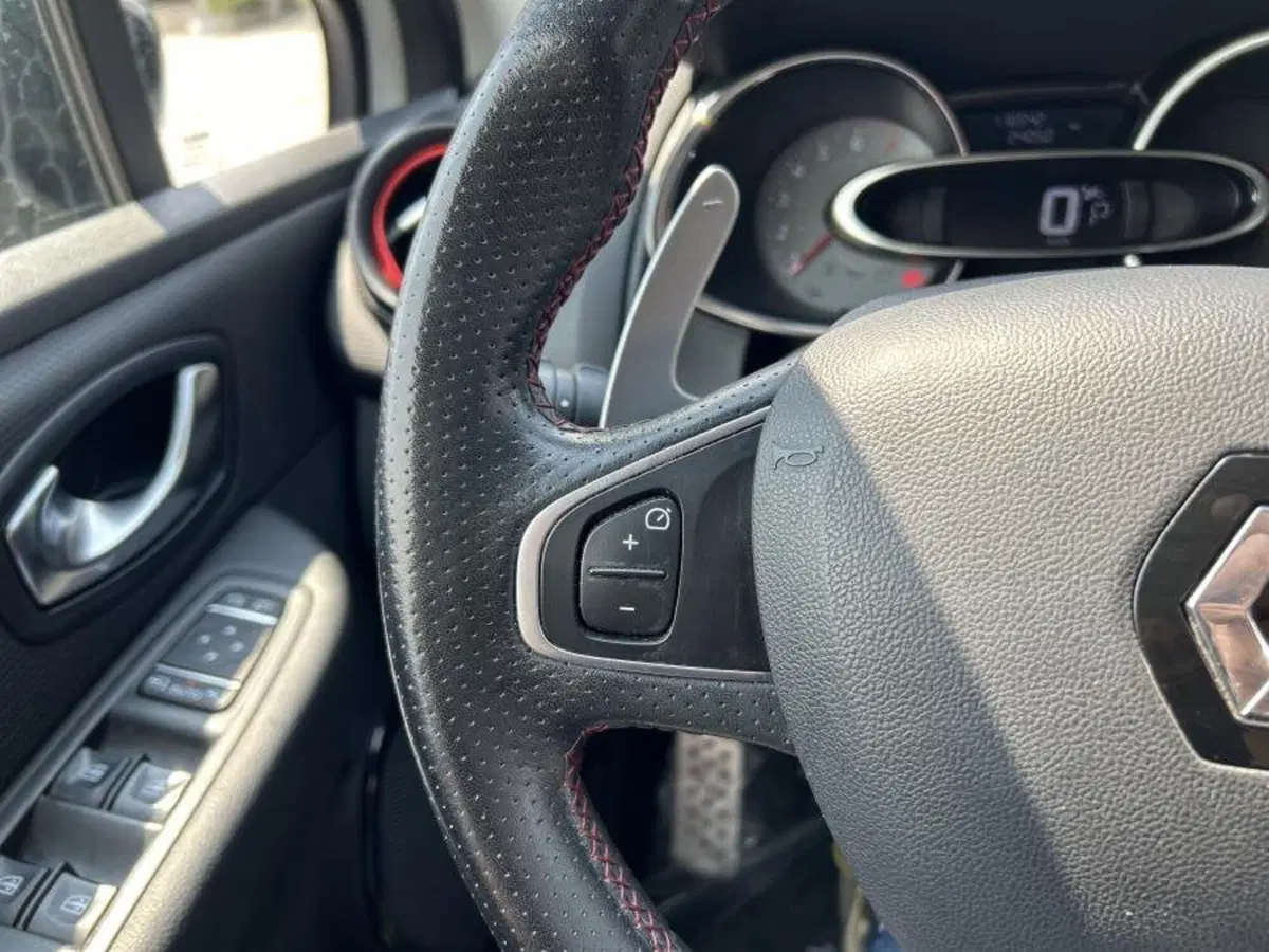 Renault Clio usata a Cuneo (18)
