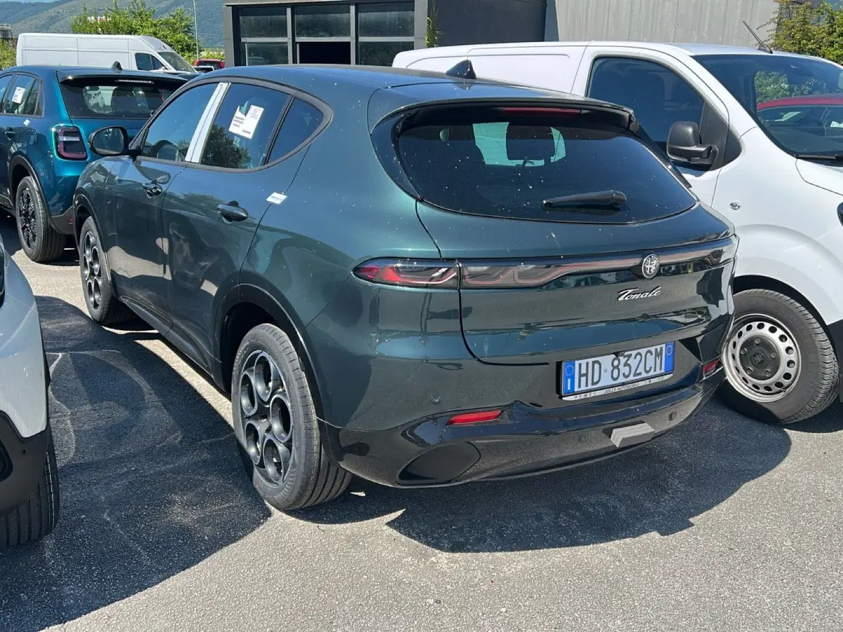 Alfa Romeo Tonale nuova a Frosinone (2)