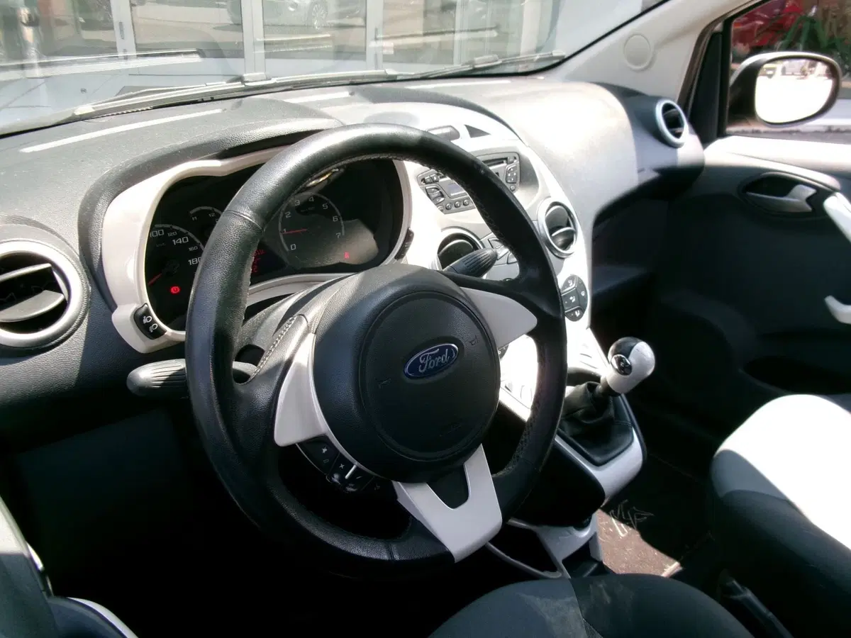 Ford Ka usata a Venezia (9)