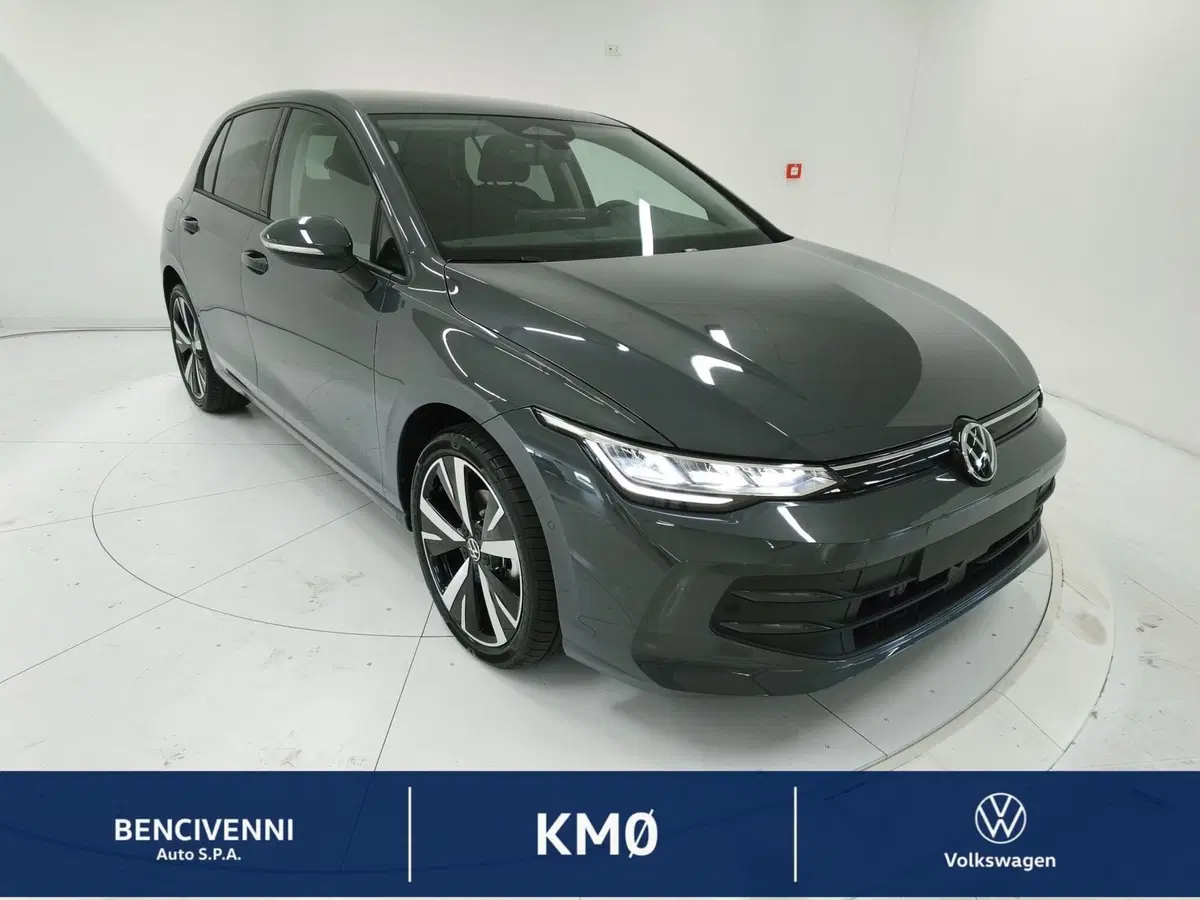 Volkswagen Golf nuova a Catanzaro (4)