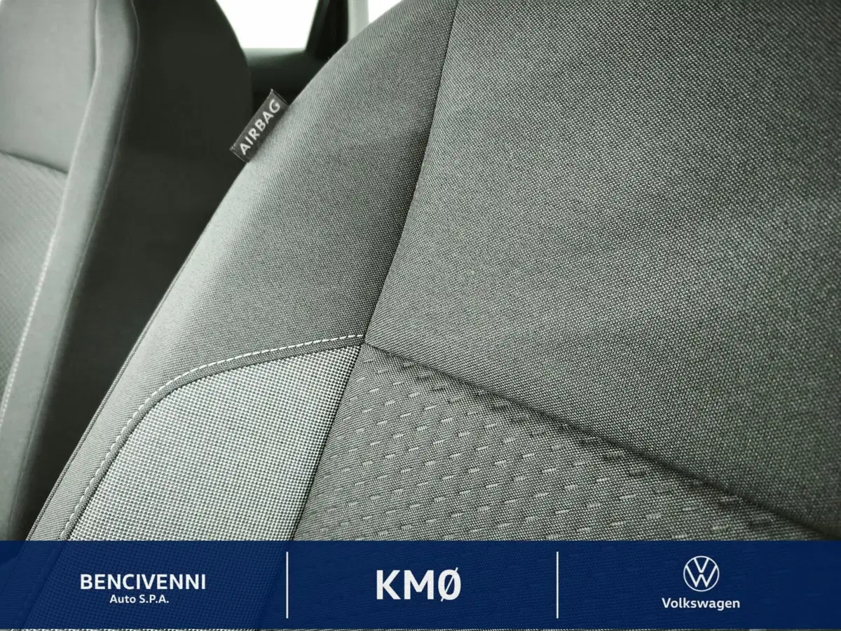 Volkswagen Taigo nuova a Catanzaro (17)