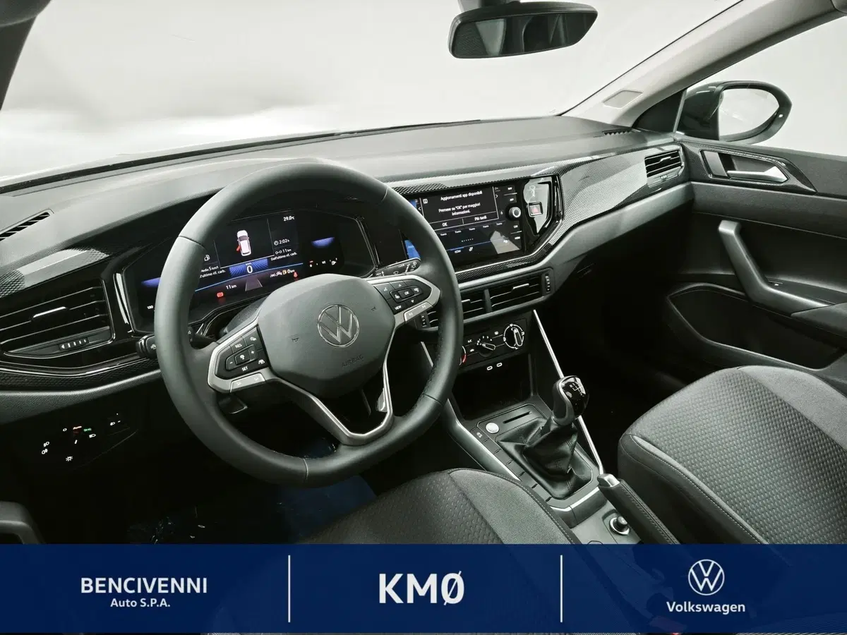 Volkswagen Taigo nuova a Catanzaro (19)