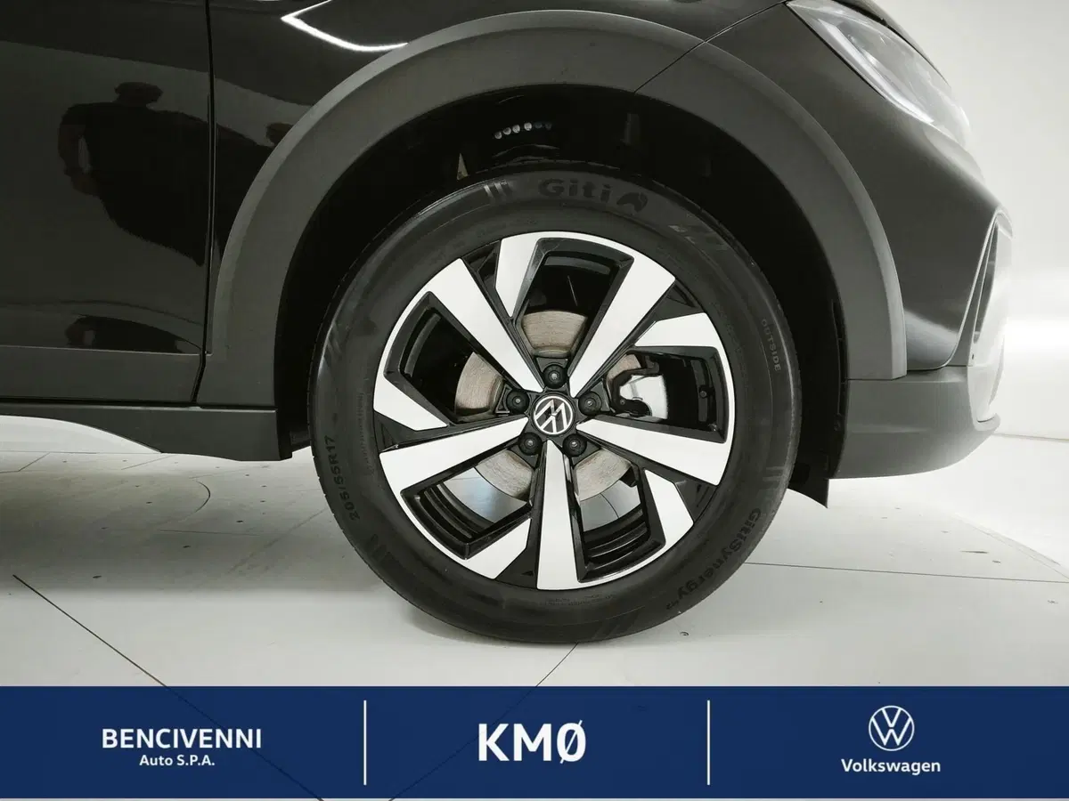 Volkswagen Taigo nuova a Catanzaro (7)