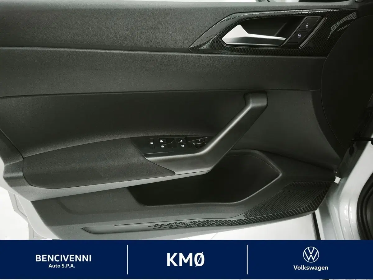 Volkswagen Taigo nuova a Catanzaro (16)