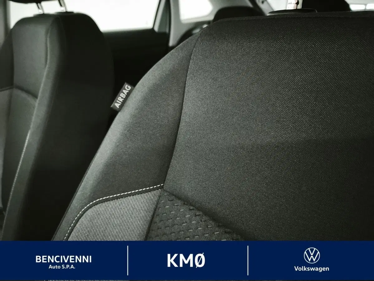 Volkswagen Taigo nuova a Catanzaro (18)