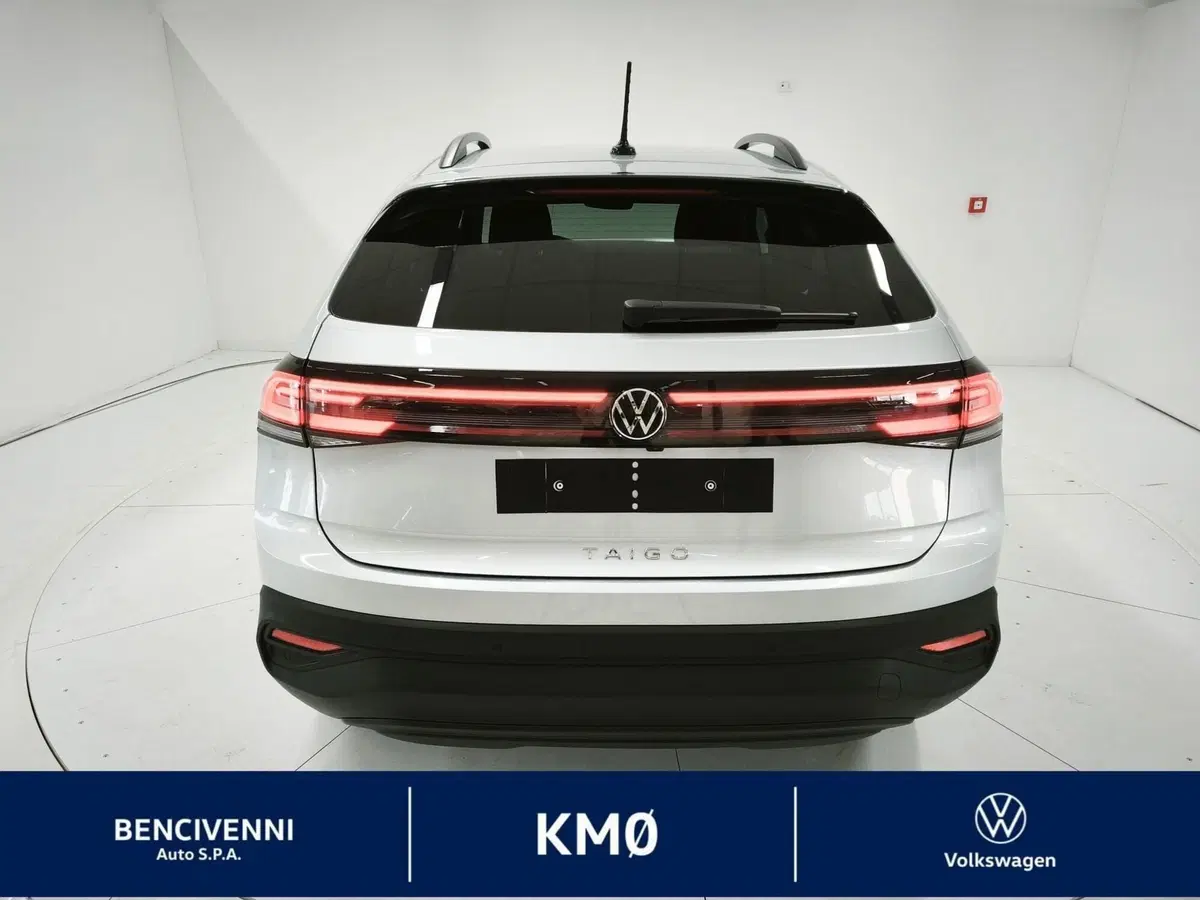 Volkswagen Taigo nuova a Catanzaro (9)