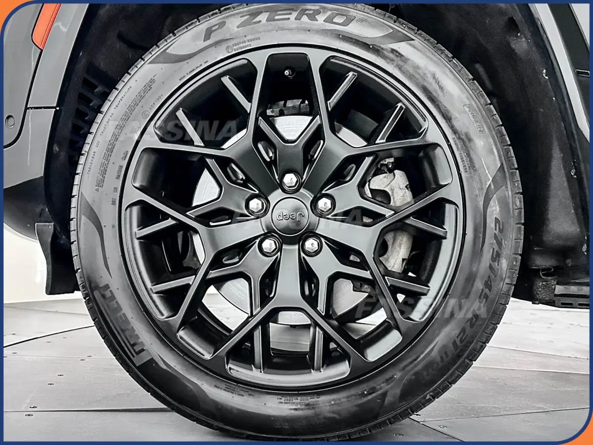 Jeep Grand Cherokee usata a Milano (7)