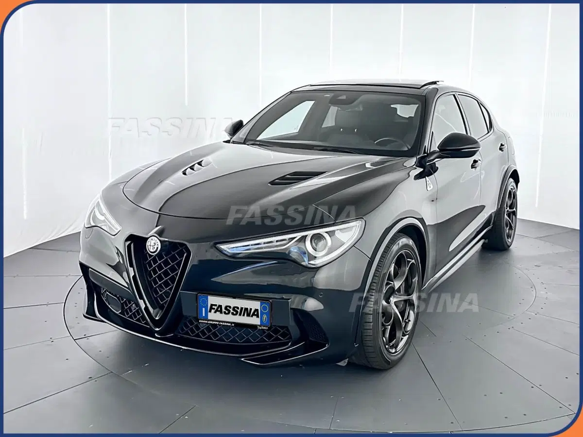 Alfa Romeo Stelvio usata a Milano (3)