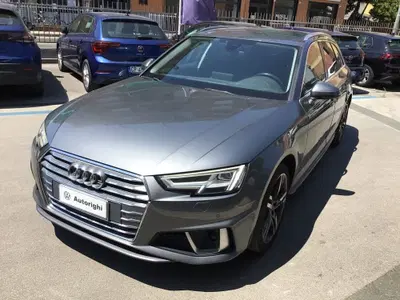 Audi A4 Avant 2.0 TFSI ultra S tronic S line edition del 2019 usata a Chiavari