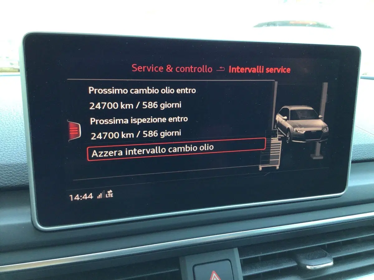 Audi A4 Avant usata a Genova (20)