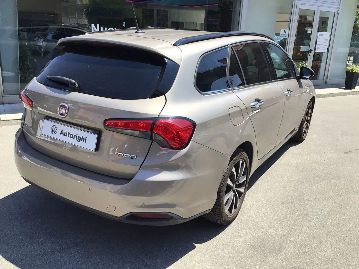Fiat Tipo Station Wagon usata a Genova (5)