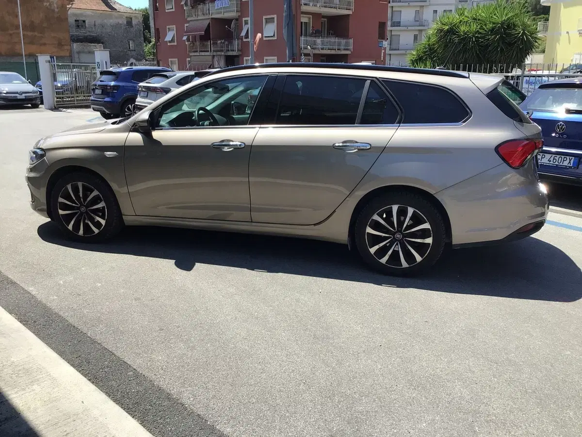 Fiat Tipo Station Wagon usata a Genova (7)
