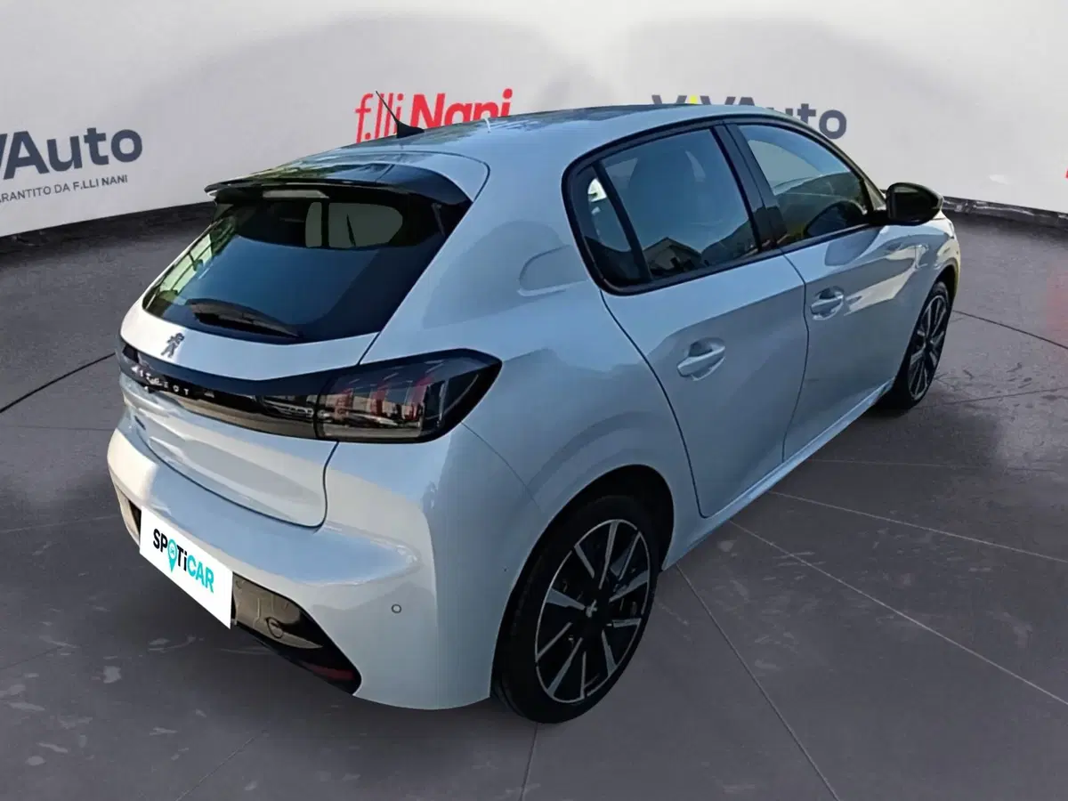 Peugeot 208 usata a Massa-Carrara (2)