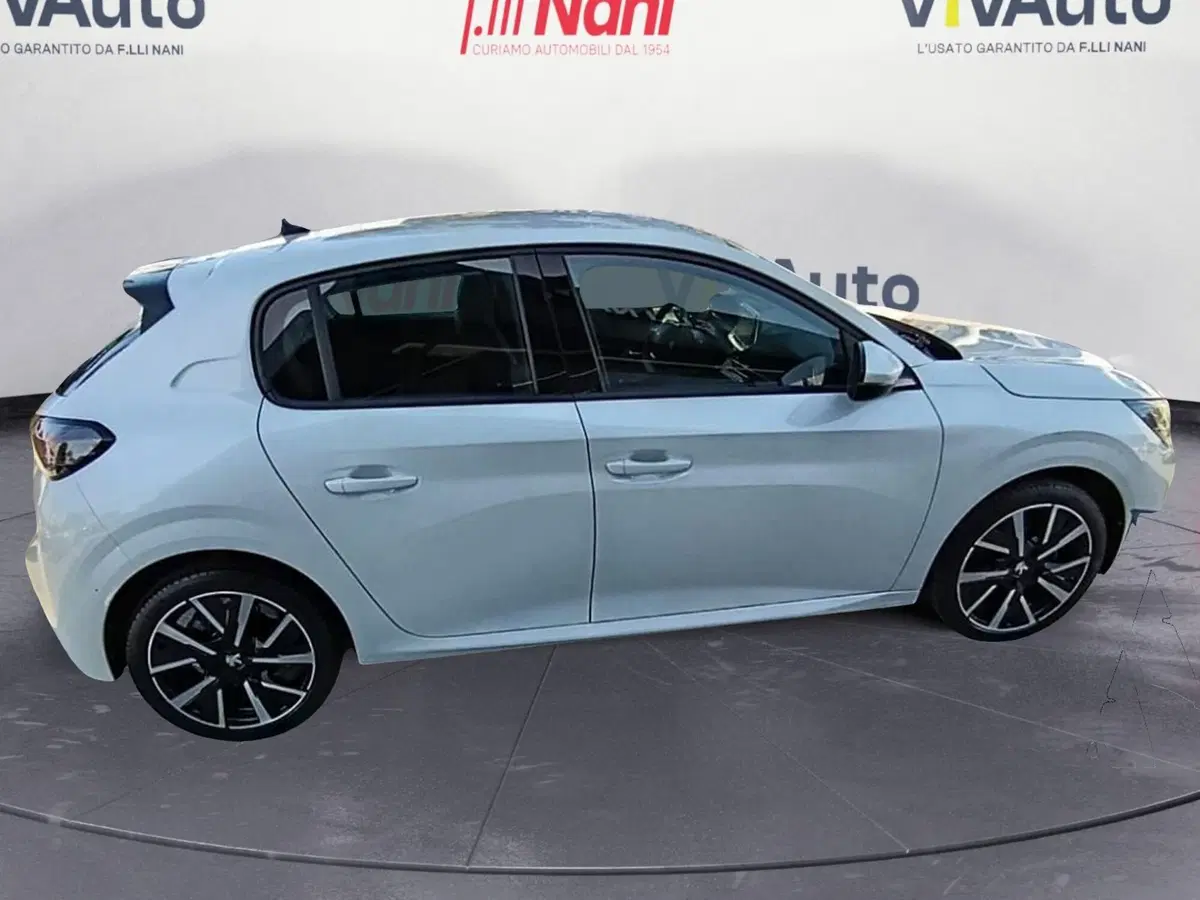 Peugeot 208 usata a Massa-Carrara (8)